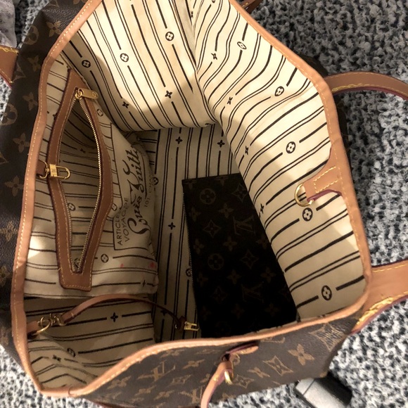 Louie tote - Picture 2 of 3